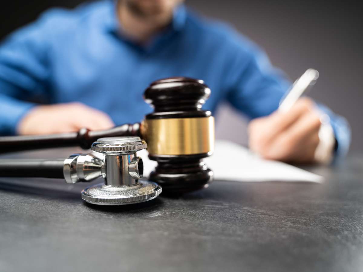 Responsabilidade civil dos profissionais de saúde: como funciona na prática?